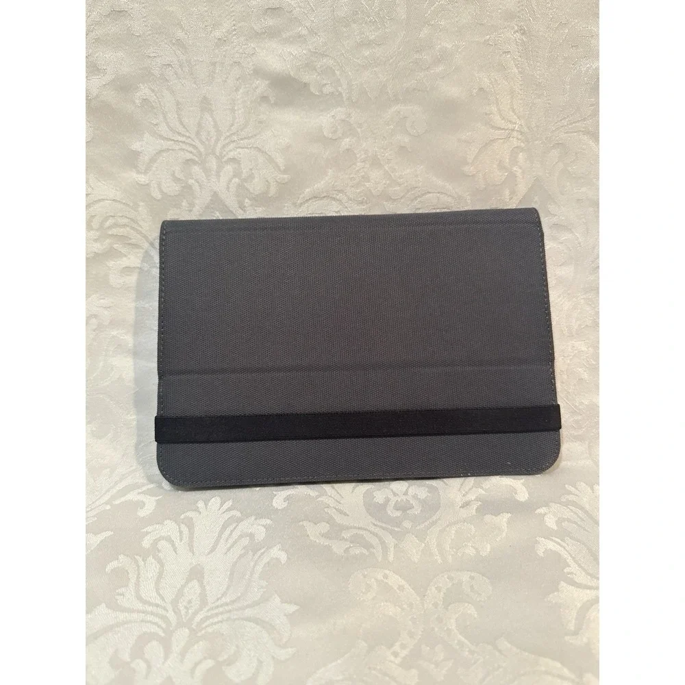 Targus Universal 8.5x5.5 Rotating Tablet Case